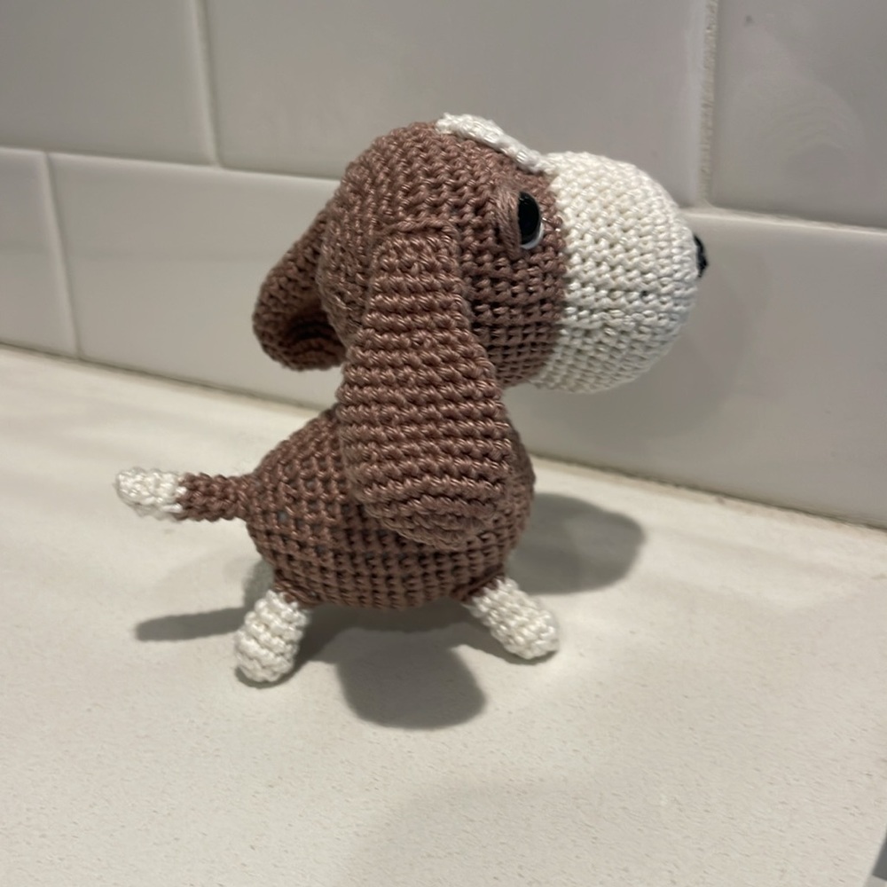 Handcrafted Basset Hound Crochet Amigurumi Figure Toy Dog Puppy Decor - Picture 8 of 11
